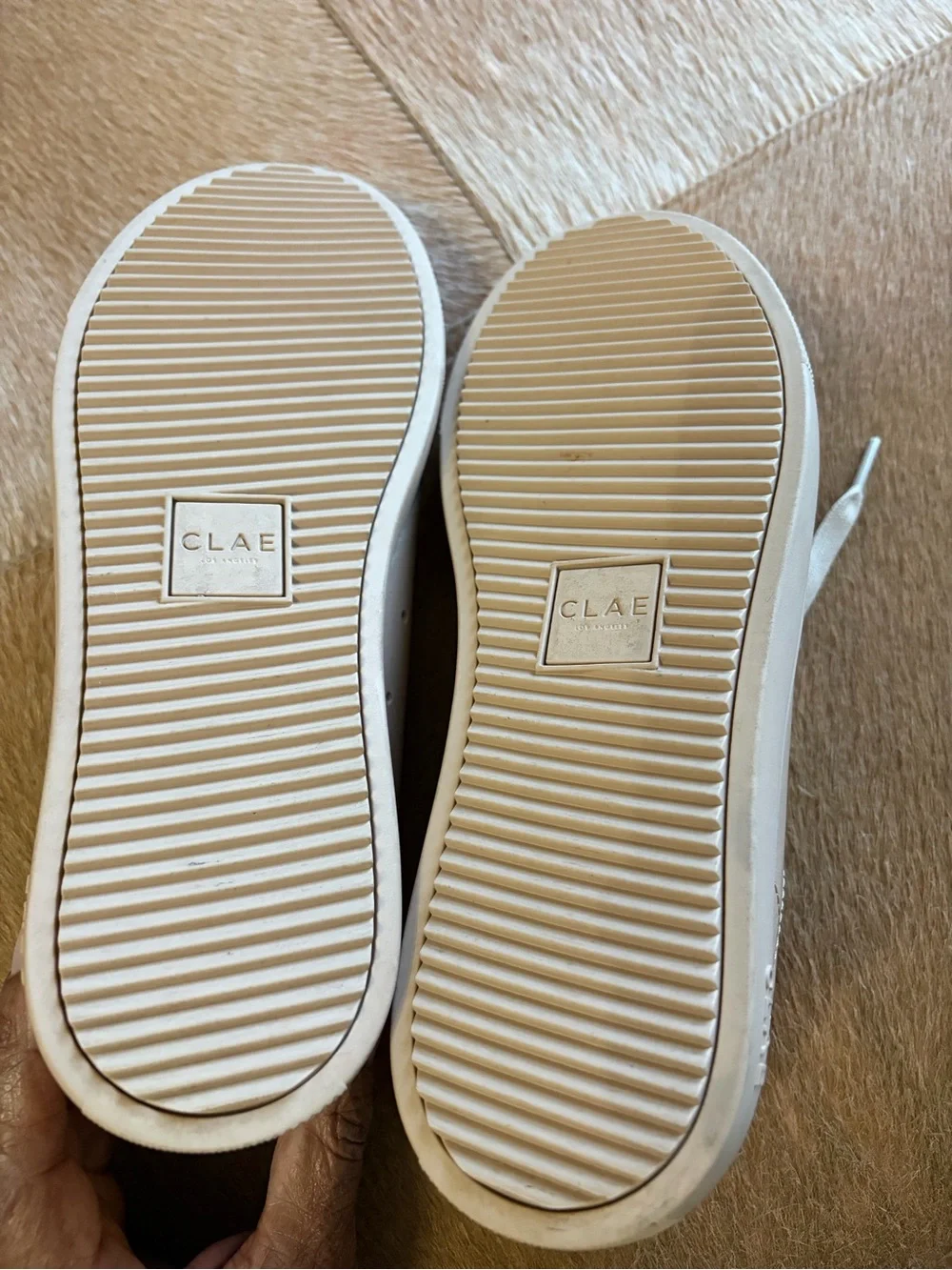 Clae Men's Cream Leather Low-Top Sneakers